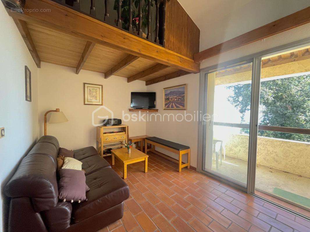 Appartement à VILLENEUVE-LOUBET