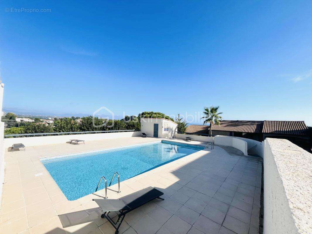 Appartement à VILLENEUVE-LOUBET