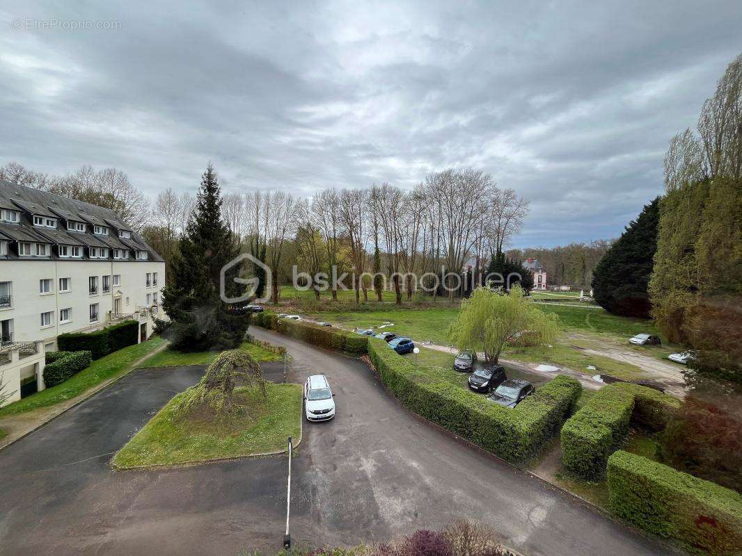 Appartement à NOISY-SUR-ECOLE