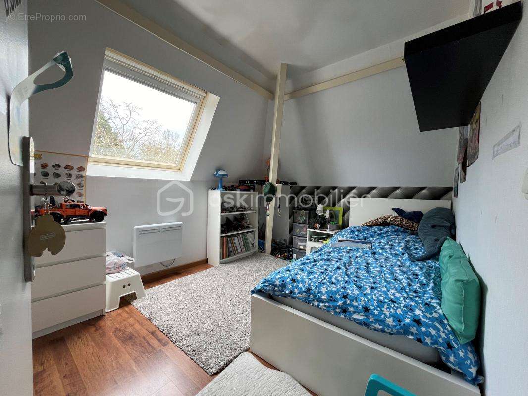 Appartement à NOISY-SUR-ECOLE