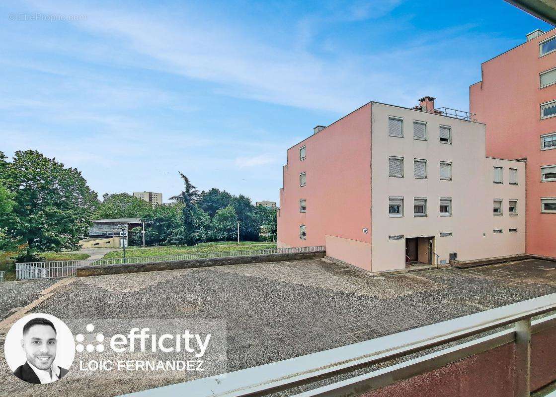 Appartement à RILLIEUX-LA-PAPE