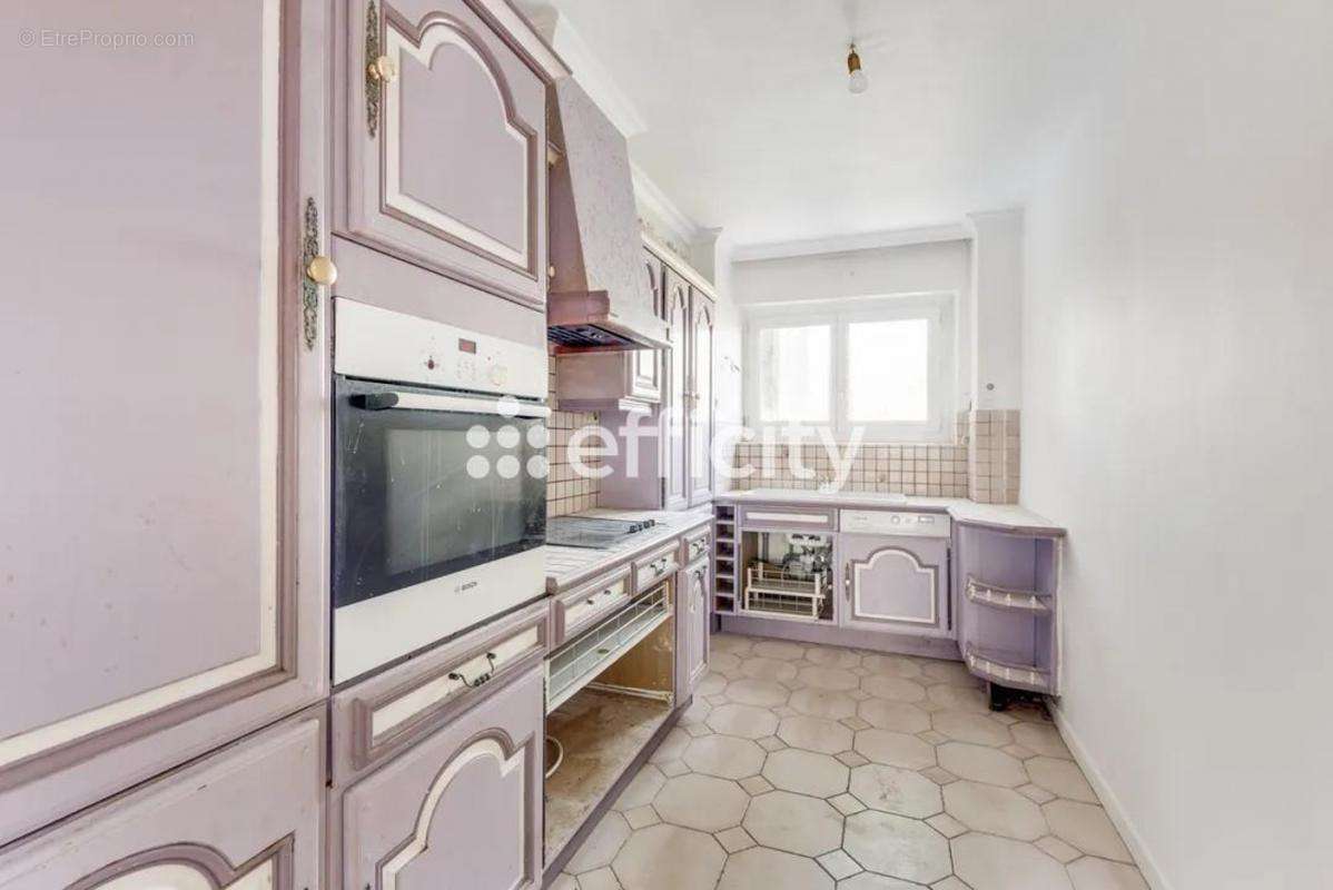 Appartement à IVRY-SUR-SEINE