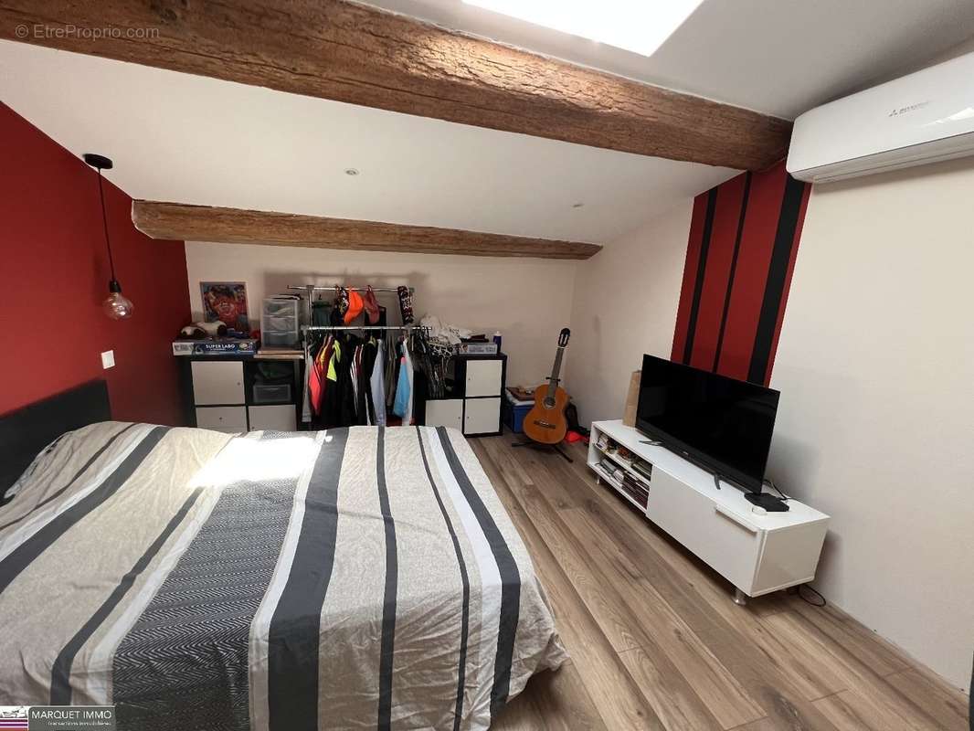 Appartement à LESPIGNAN