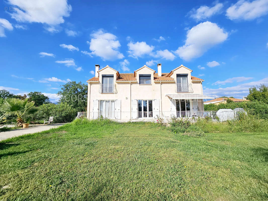 Maison à PRUNELLI-DI-FIUMORBO