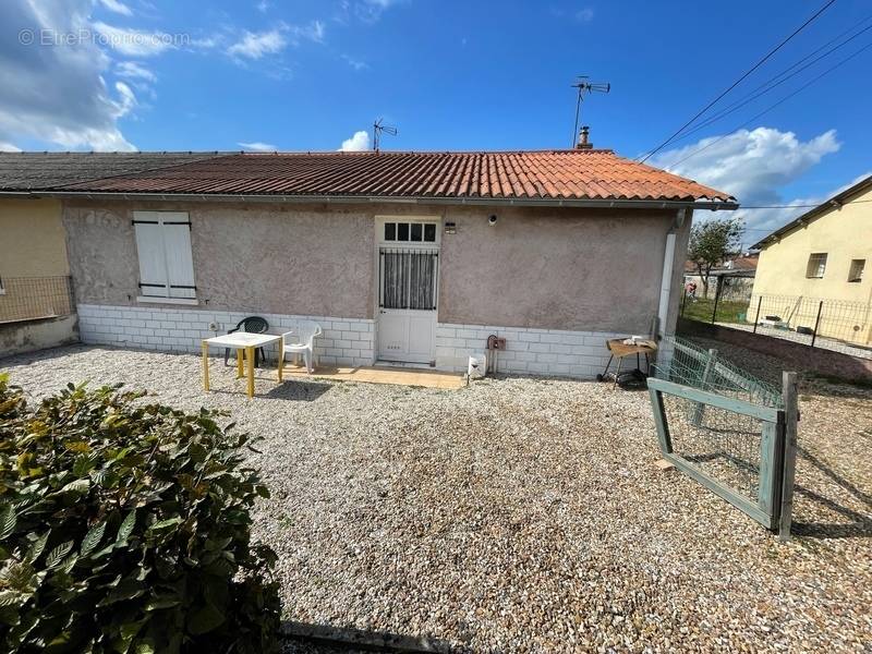 Maison à GUEUGNON