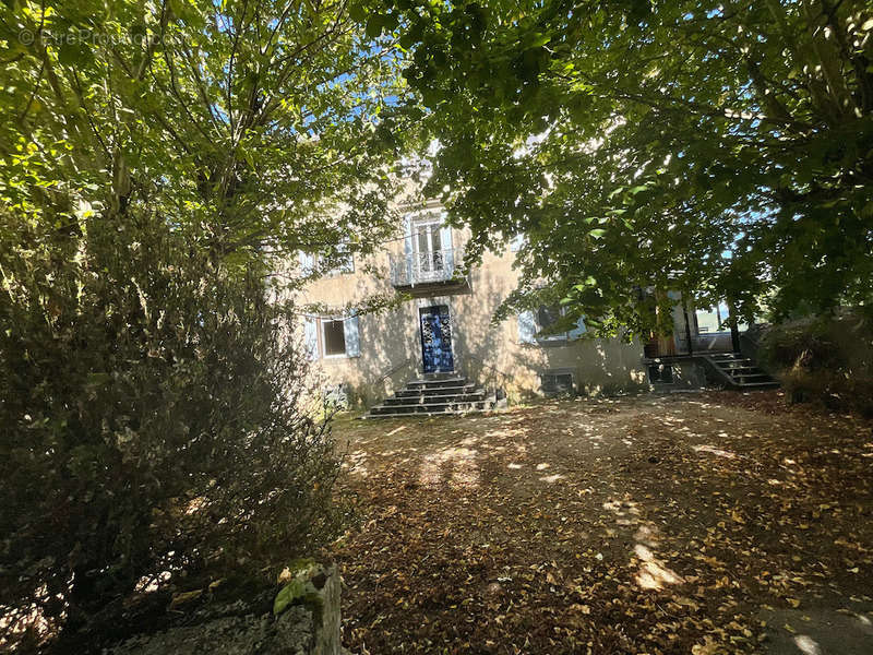 Maison à AIGUEFONDE