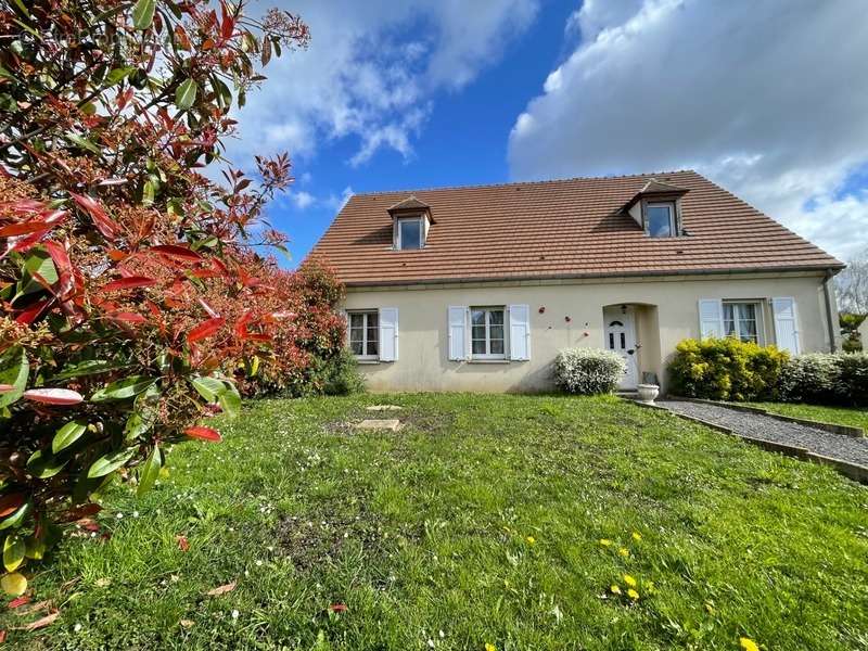 Maison à VILLENEUVE-SUR-VERBERIE