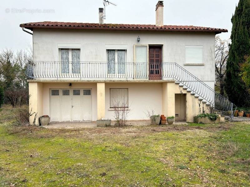 Maison à LOULAY