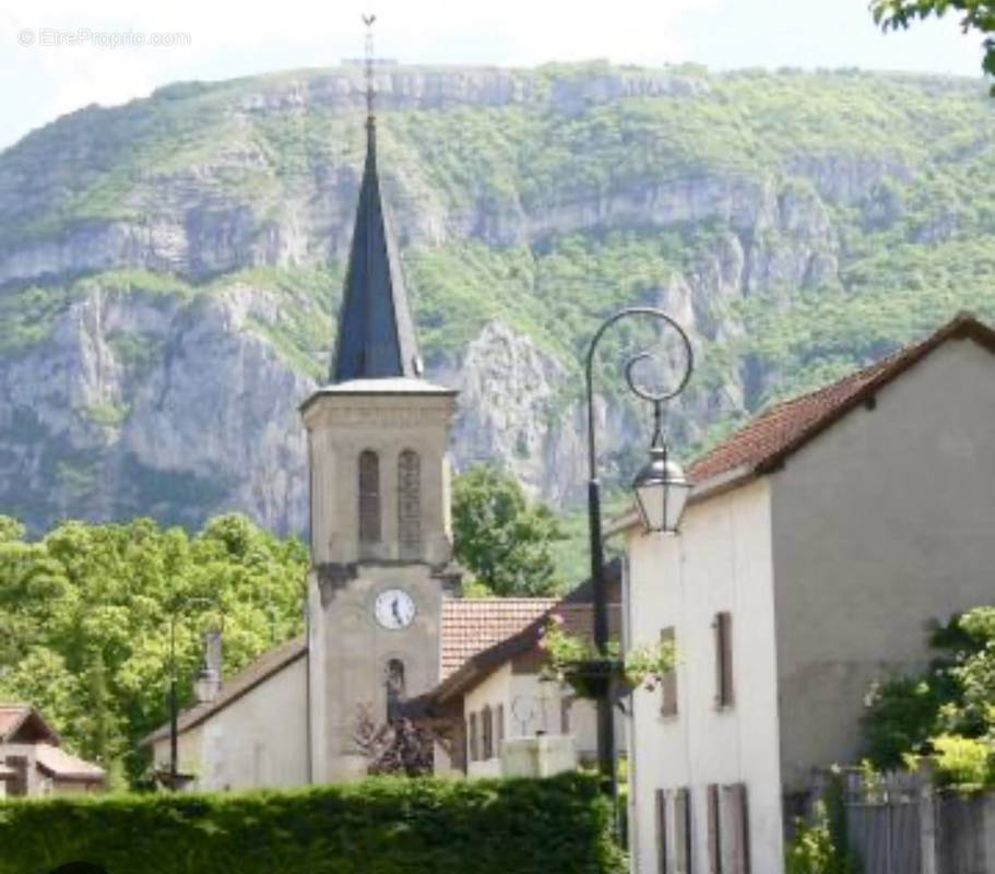 Appartement à ARCHAMPS