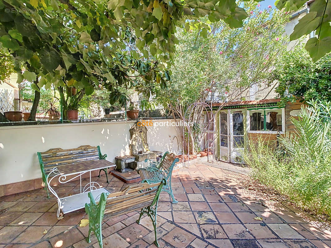 Maison à VILLENEUVE-LES-AVIGNON