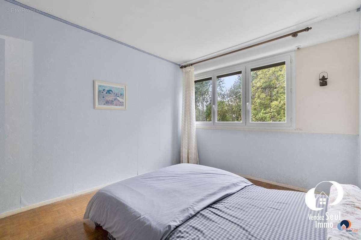 Appartement à VERNEUIL-SUR-SEINE