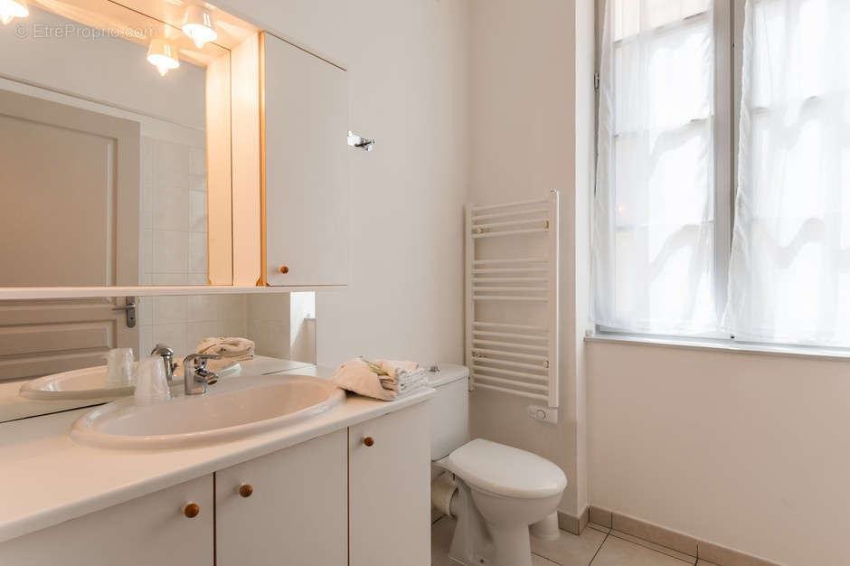 Appartement à MARSEILLE-2E