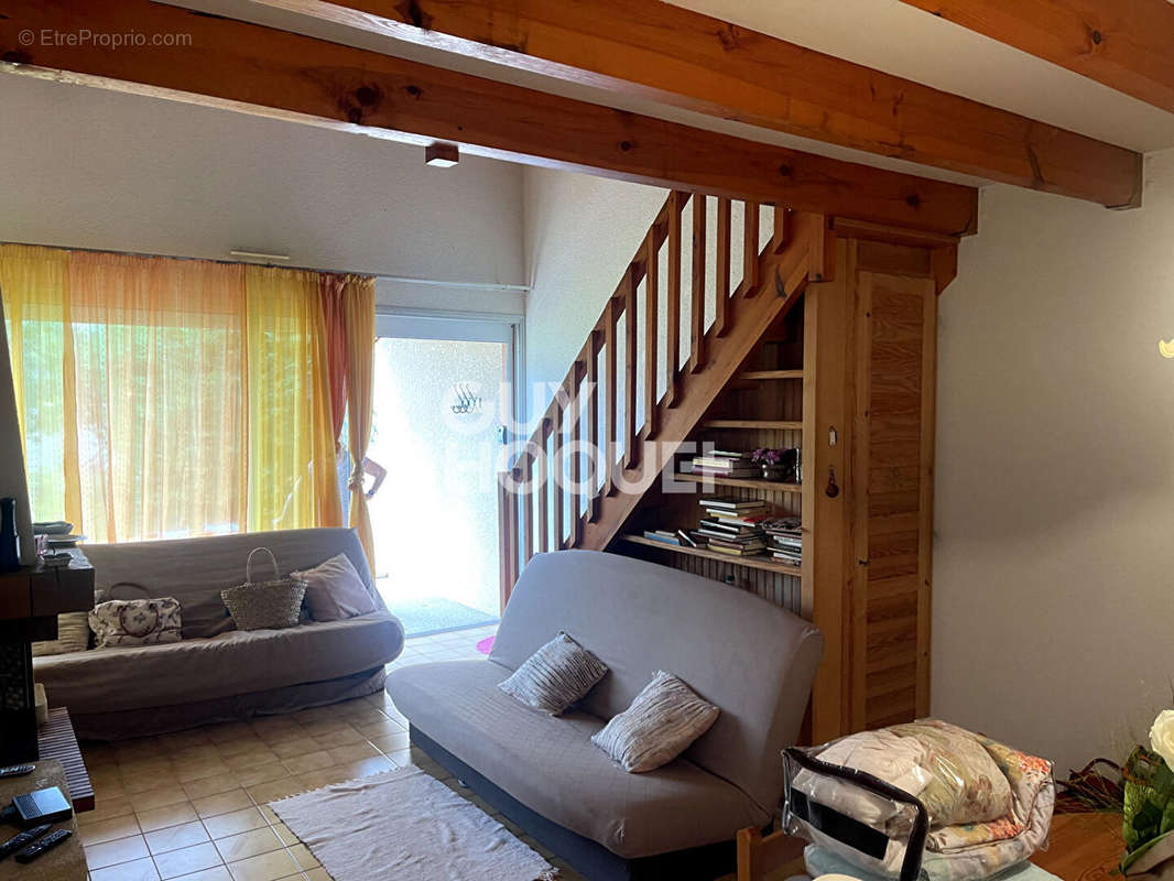 Appartement à ONESSE-ET-LAHARIE