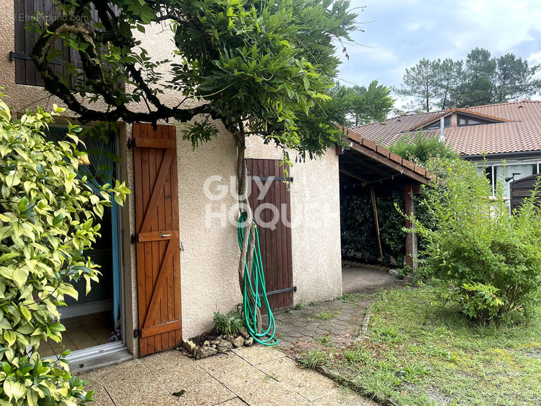 Appartement à ONESSE-ET-LAHARIE