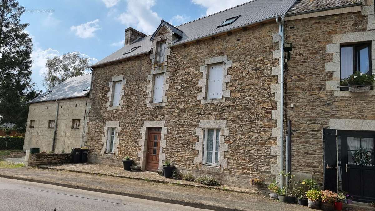 Maison à LE GOURAY