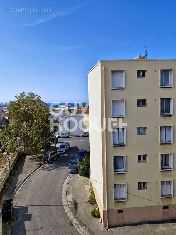 Appartement à MARSEILLE-15E