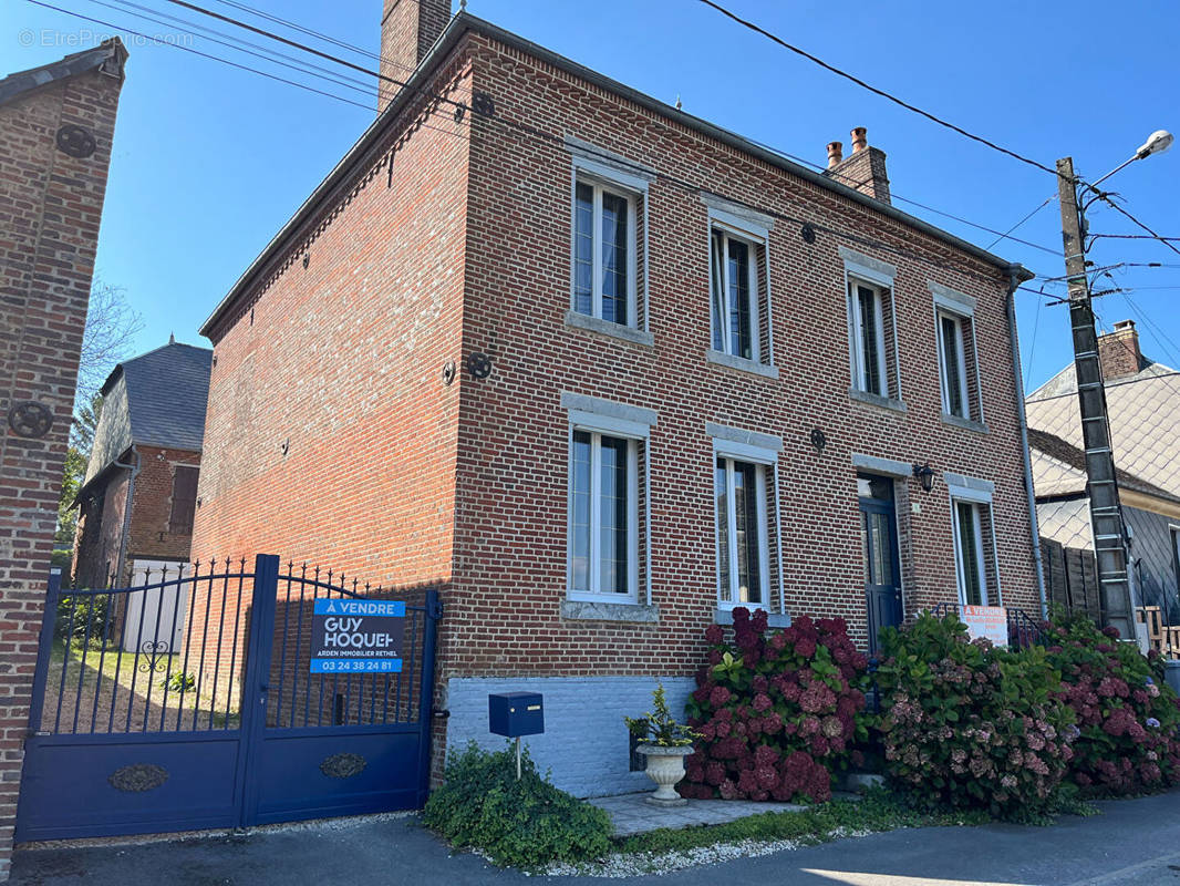 Maison à ROCQUIGNY