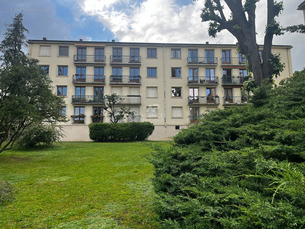 Appartement à MAISONS-LAFFITTE