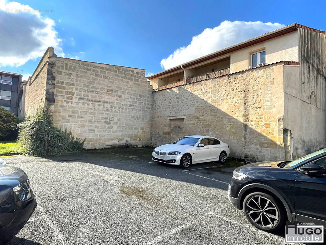 Parking à BORDEAUX