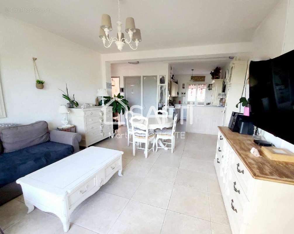 Photo 3 - Appartement à SIX-FOURS-LES-PLAGES