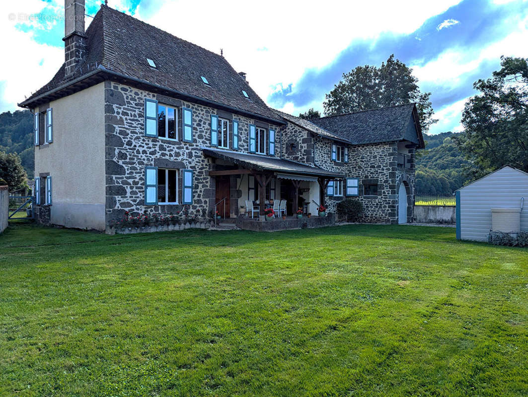 Maison à AURILLAC