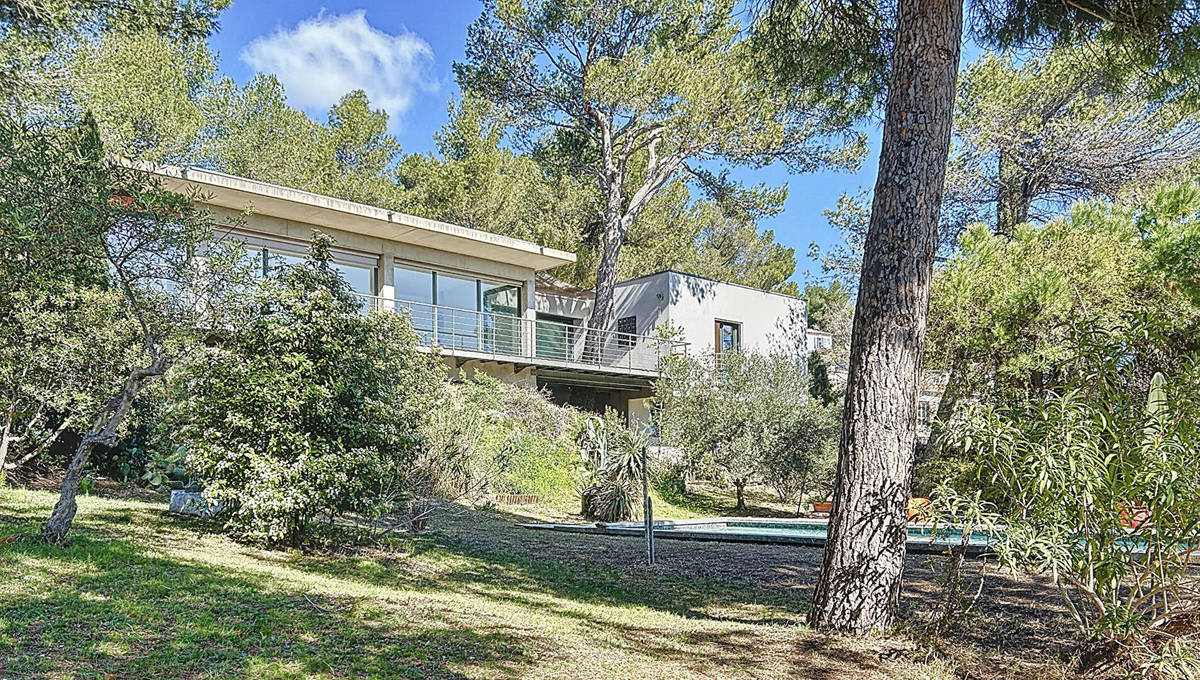 Maison à VILLENEUVE-LES-AVIGNON