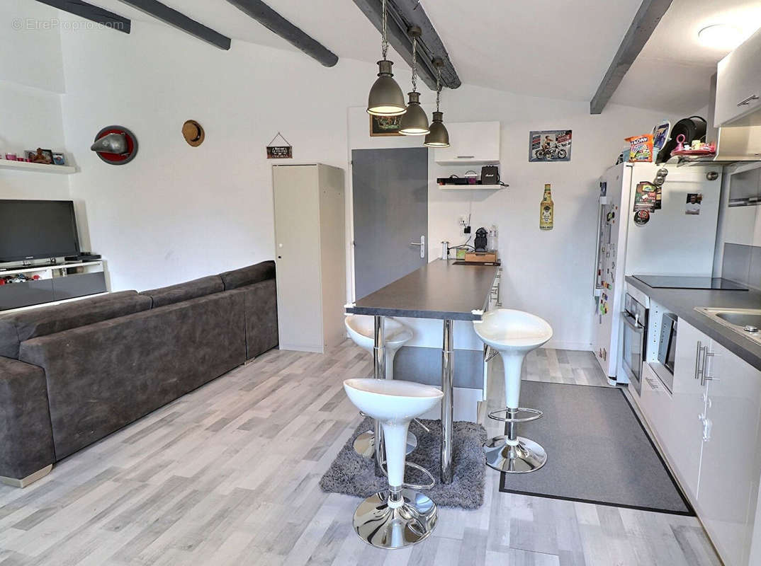 Appartement à MARSEILLE-11E