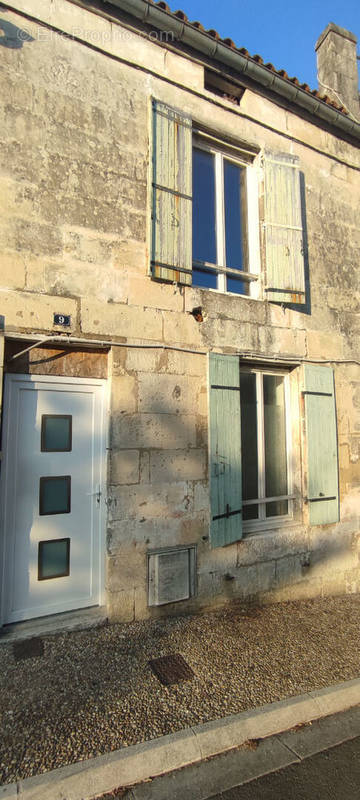 Maison à PONS