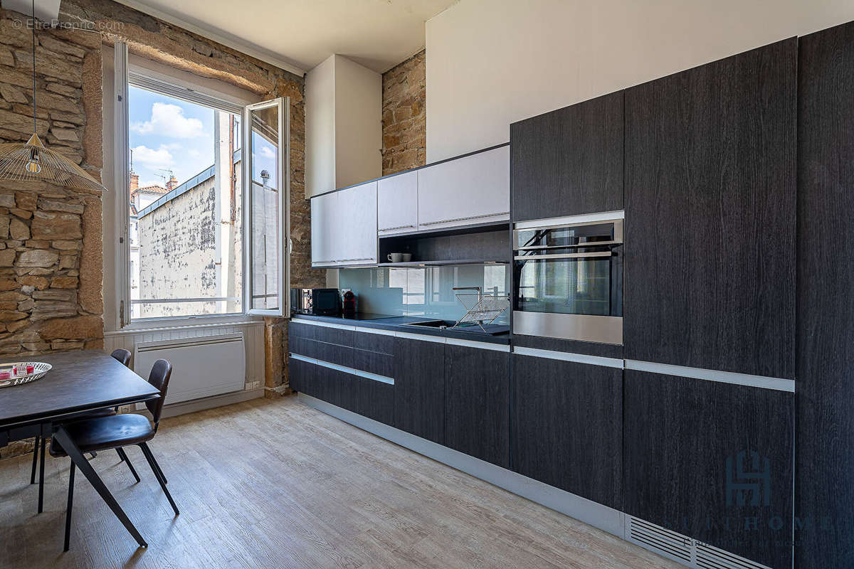 Appartement à LYON-6E