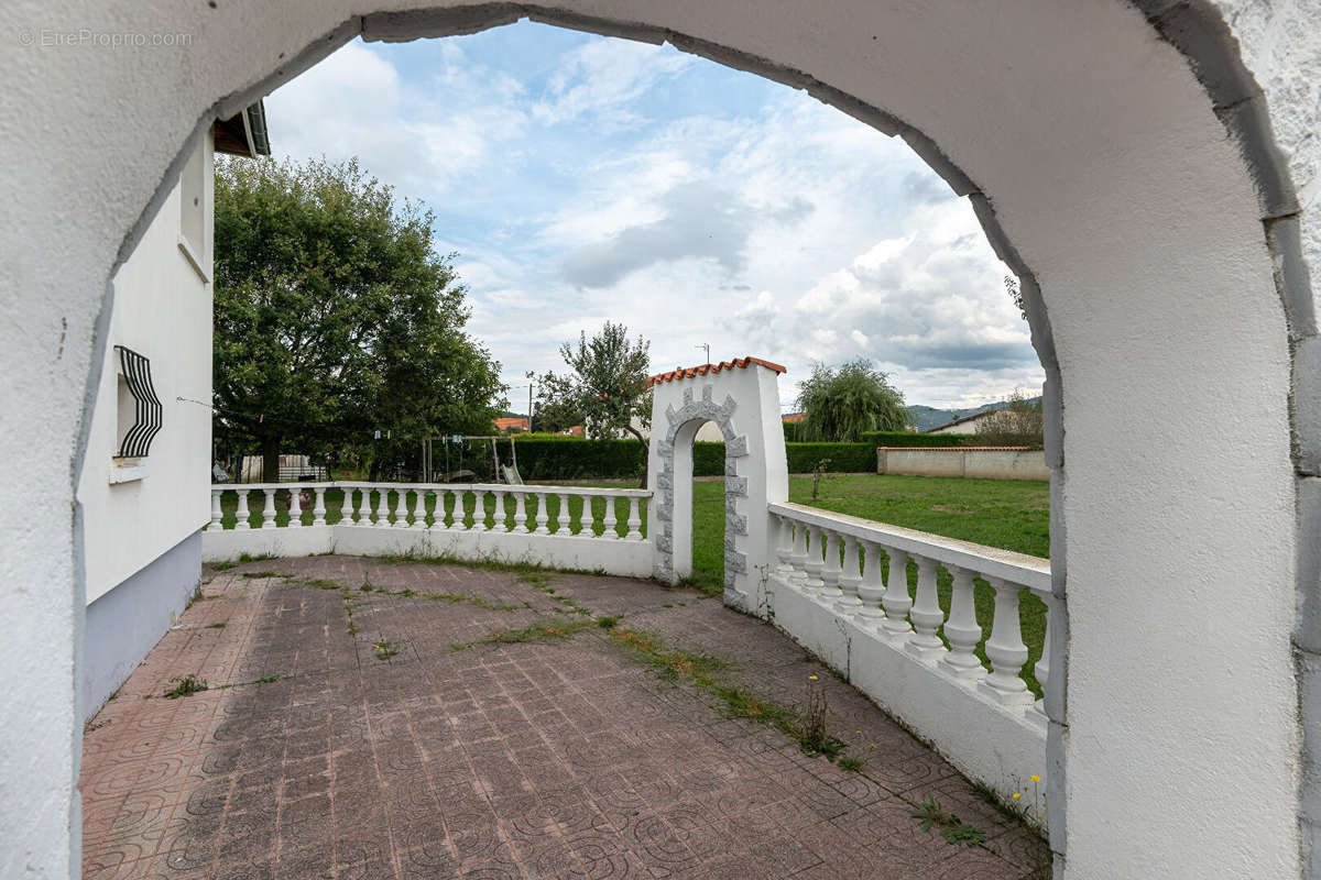 Maison à BRASSAC-LES-MINES