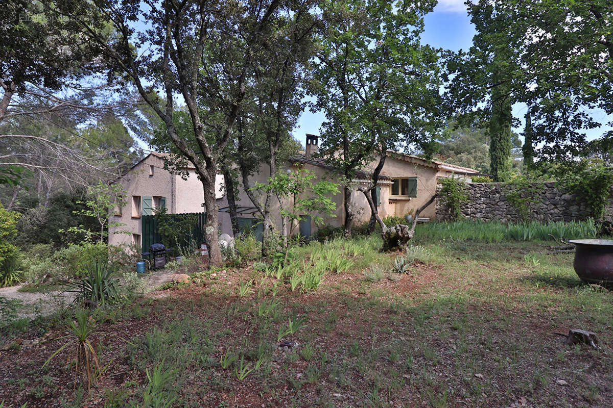 Maison à SALERNES