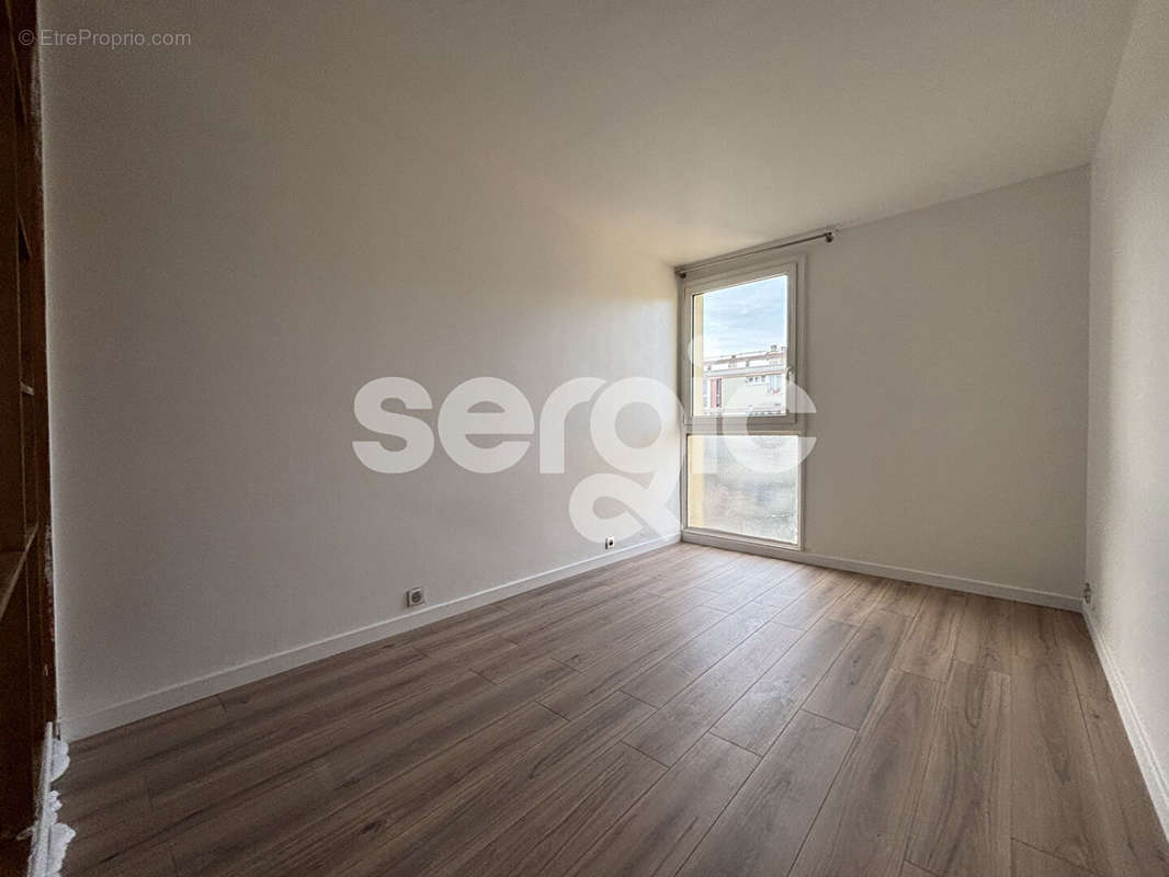 Appartement à VITRY-SUR-SEINE