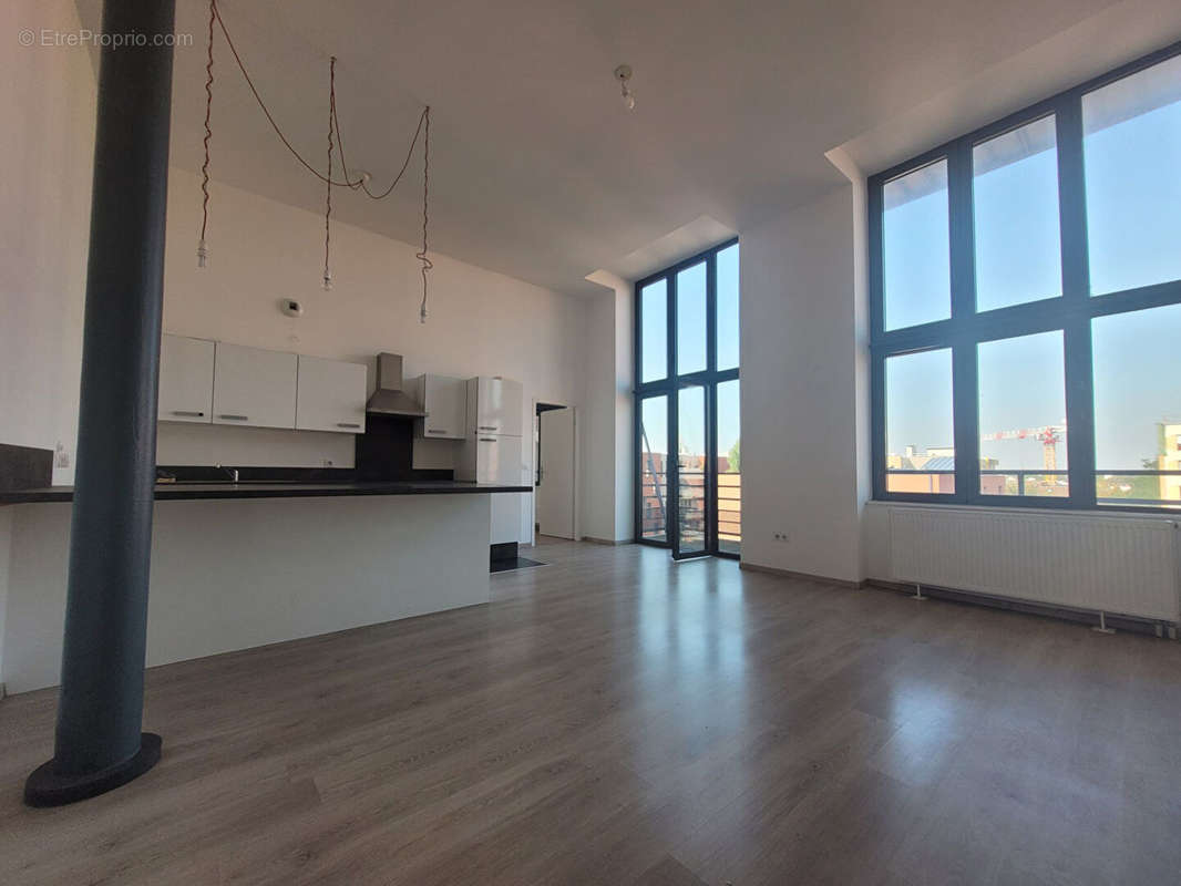 Appartement à HELLEMMES-LILLE