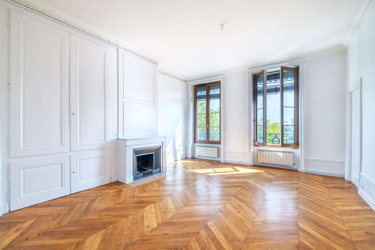 Appartement à LYON-4E