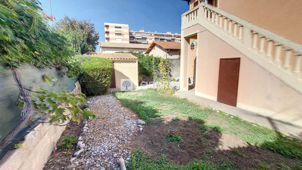 Maison à CAGNES-SUR-MER