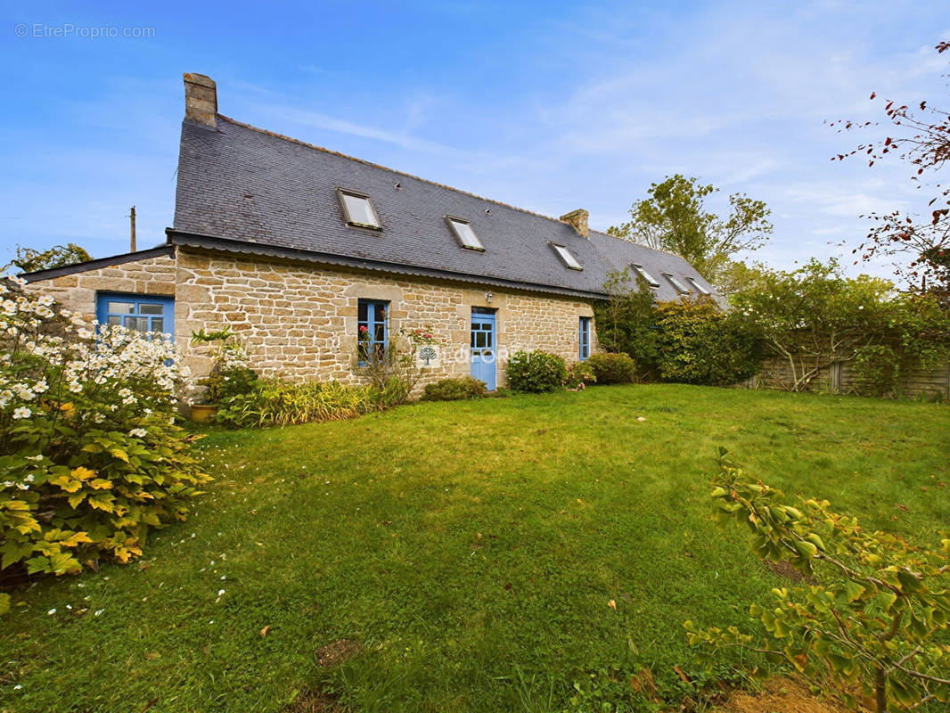 Maison à PLOMEUR