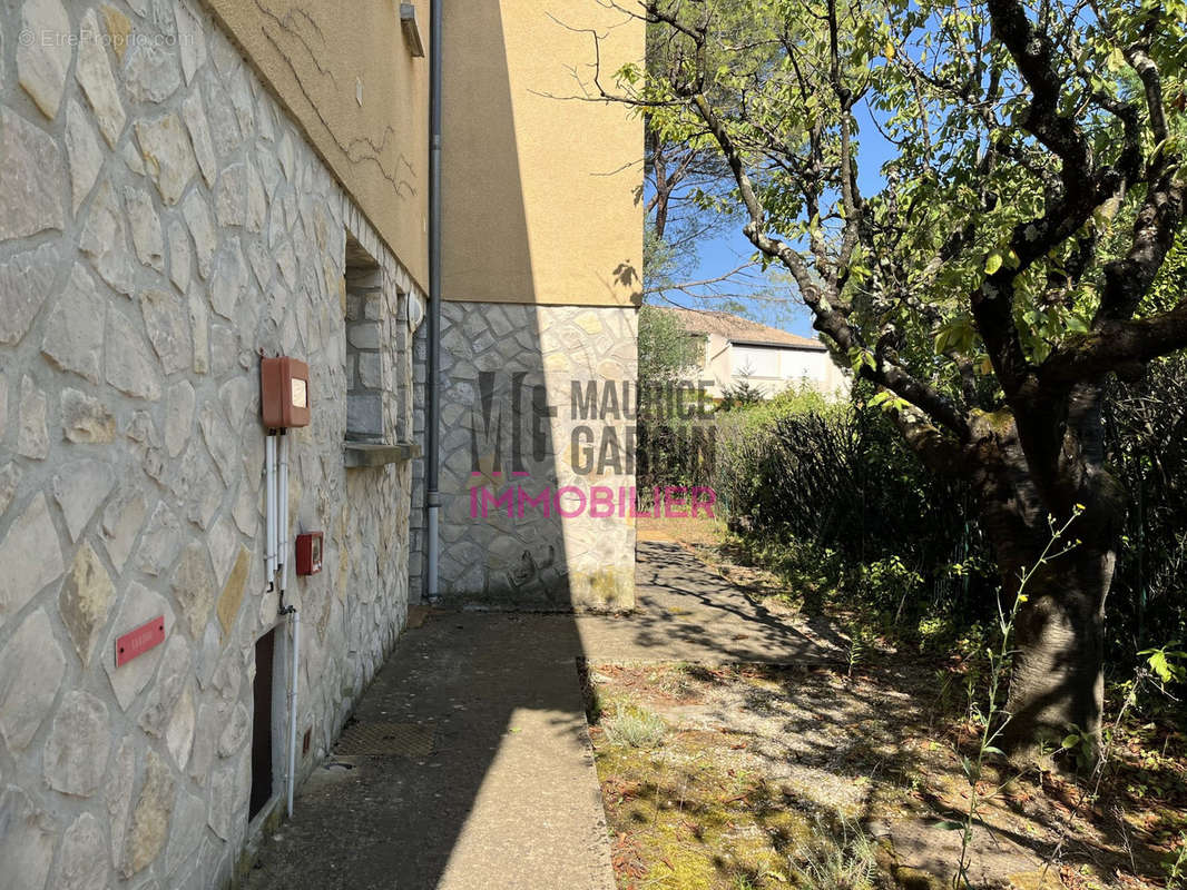 Maison à VAISON-LA-ROMAINE