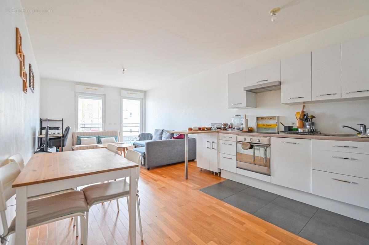 Appartement à ISSY-LES-MOULINEAUX