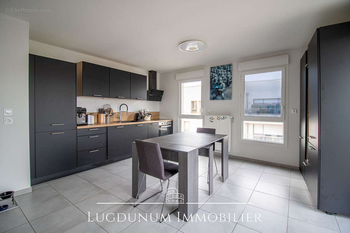 Appartement à LYON-9E