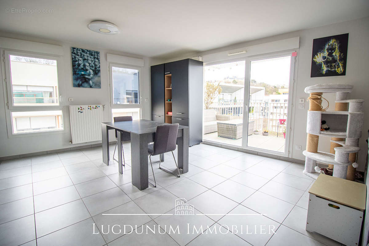 Appartement à LYON-9E