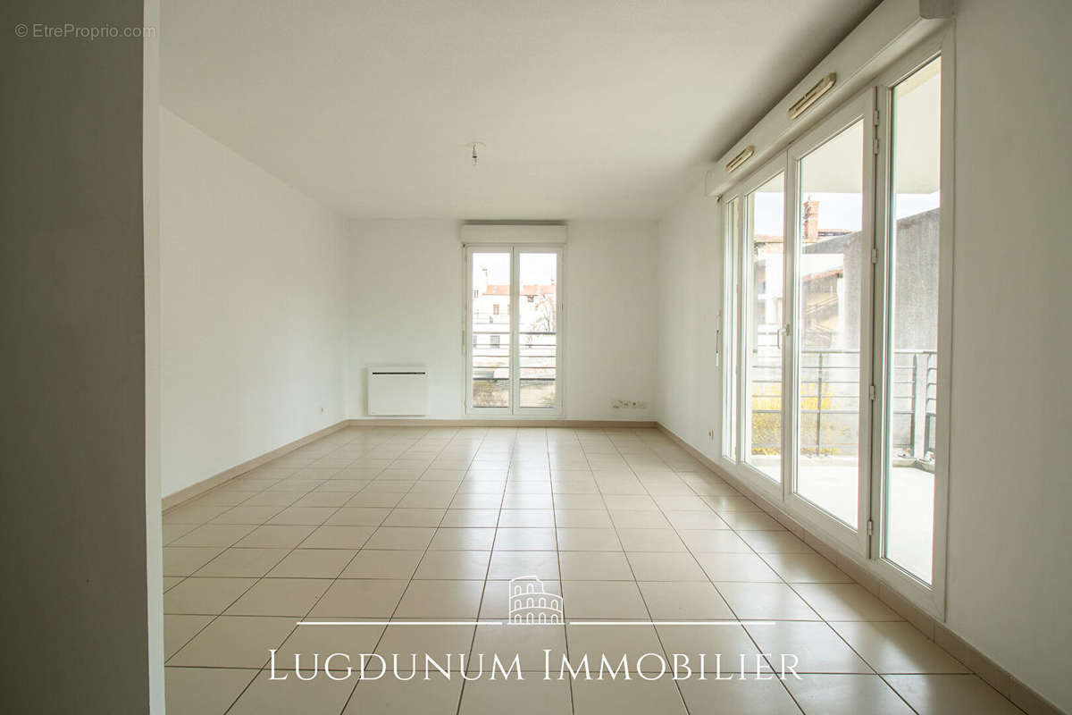 Appartement à LYON-9E