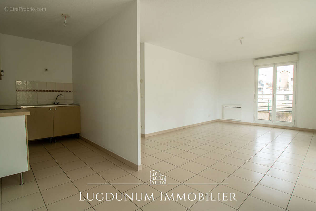 Appartement à LYON-9E