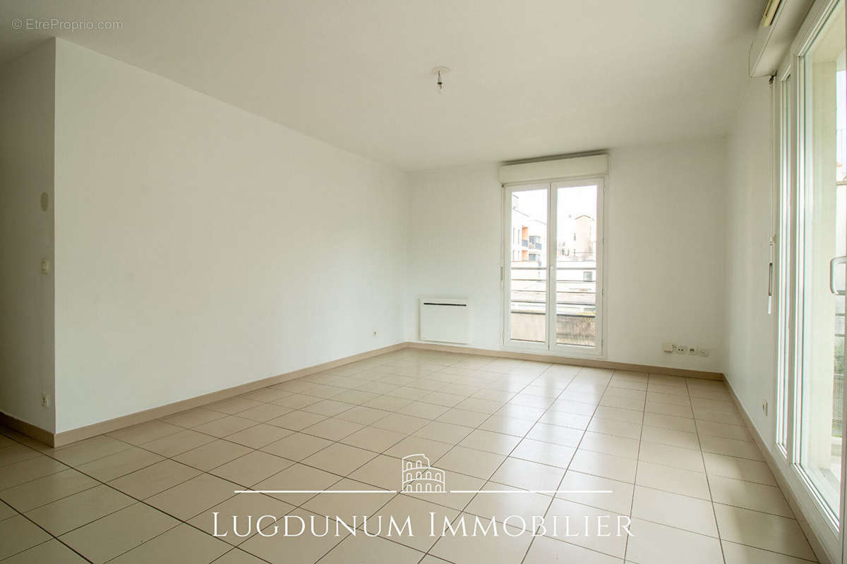 Appartement à LYON-9E