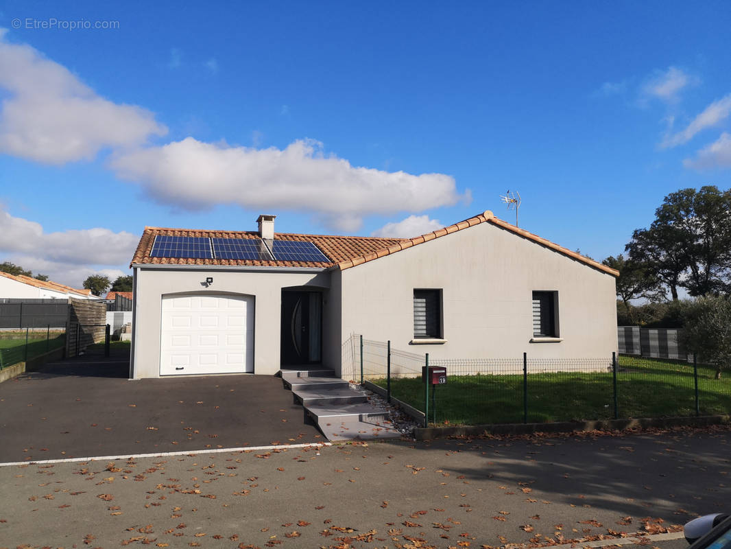 Maison à BEAUREPAIRE