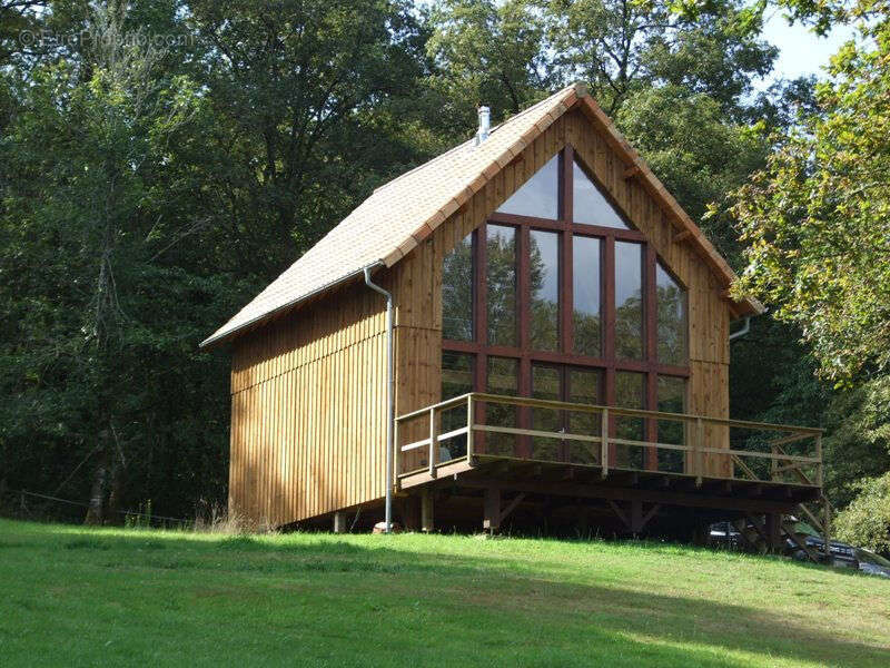 Maison à CHERONNAC