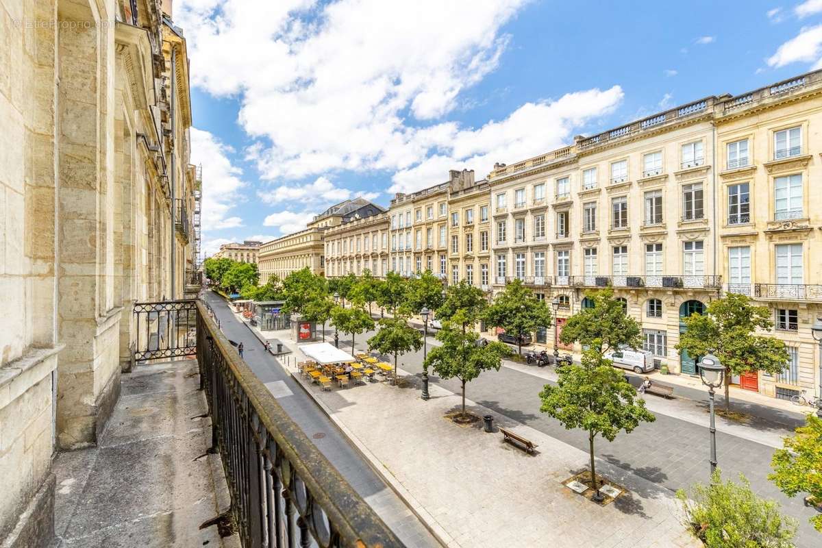 Appartement à BORDEAUX