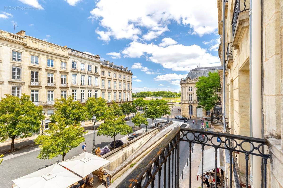 Appartement à BORDEAUX