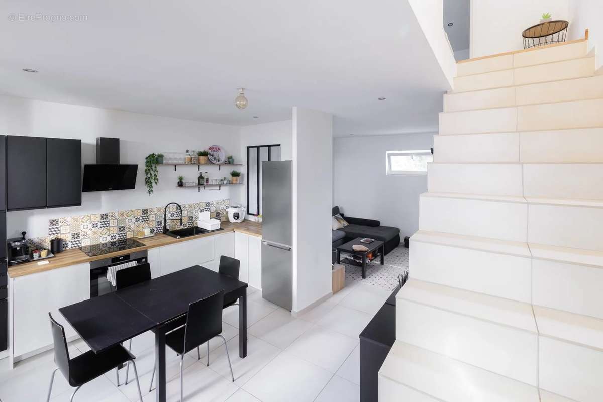 Appartement à MARSEILLE-11E