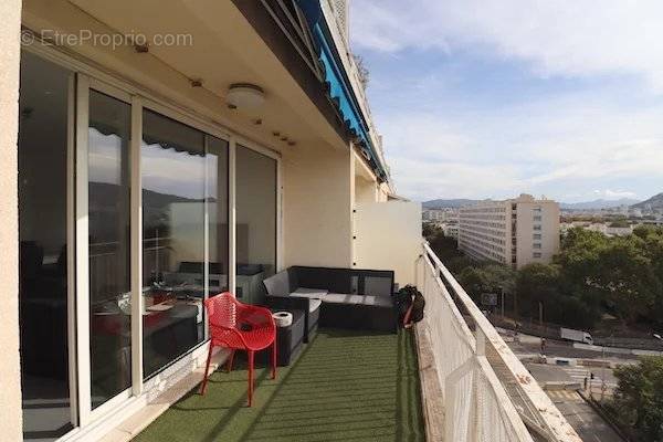 Appartement à MARSEILLE-8E