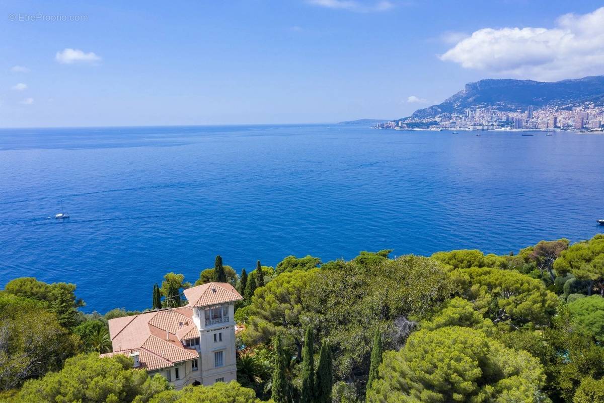 Maison à ROQUEBRUNE-CAP-MARTIN